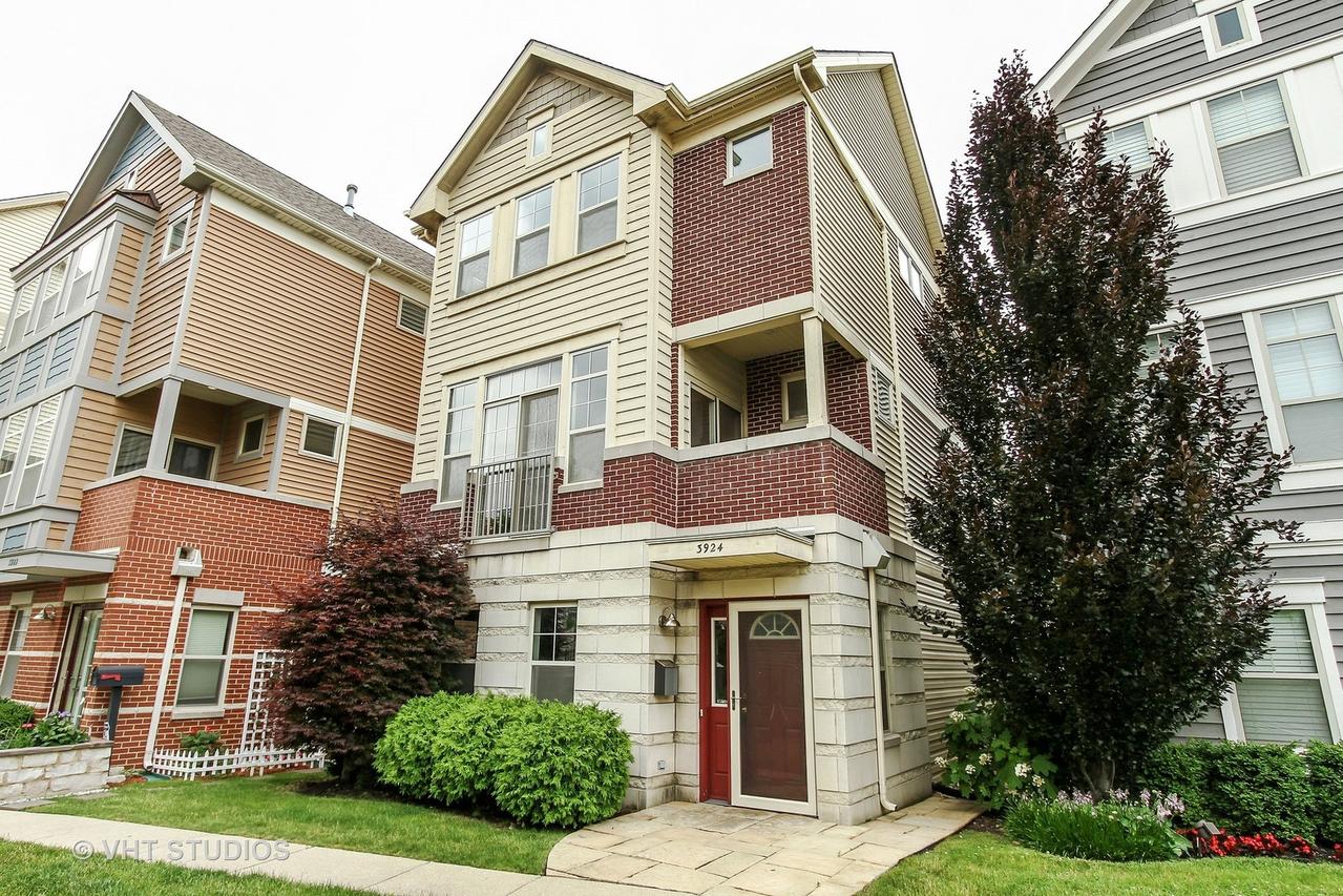 3924 N Kolmar Ave., Chicago, IL 60641