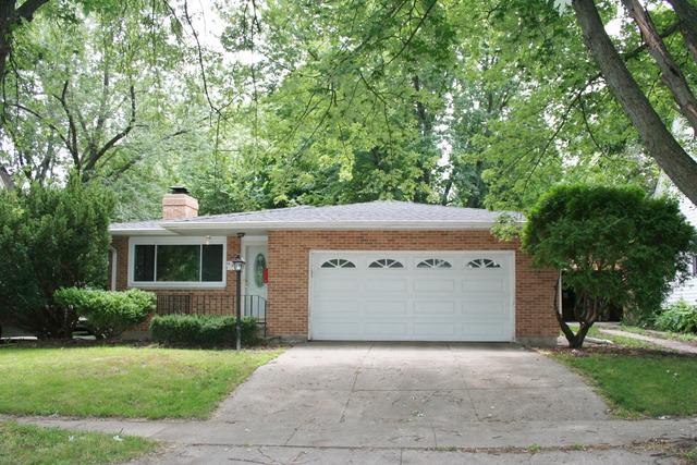 830 Shipman Pl., Dekalb, IL 60115