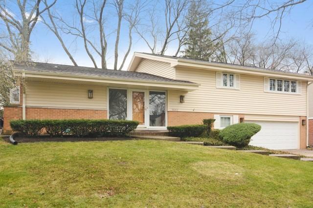 1842 Heather Ln., Northbrook, IL 60062