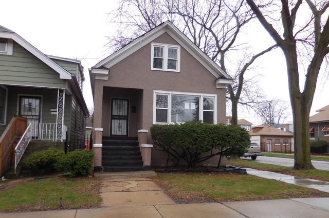 8600 S Phillips Ave., Chicago, IL 60617