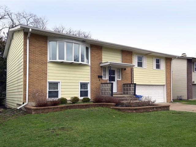 1434 S Fern Dr., Mount Prospect, IL 60056