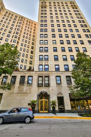 2000 N Lincoln Park West #1004, Chicago, IL 60614