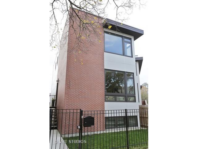 3309 W Wellington Ave., Chicago, IL 60618