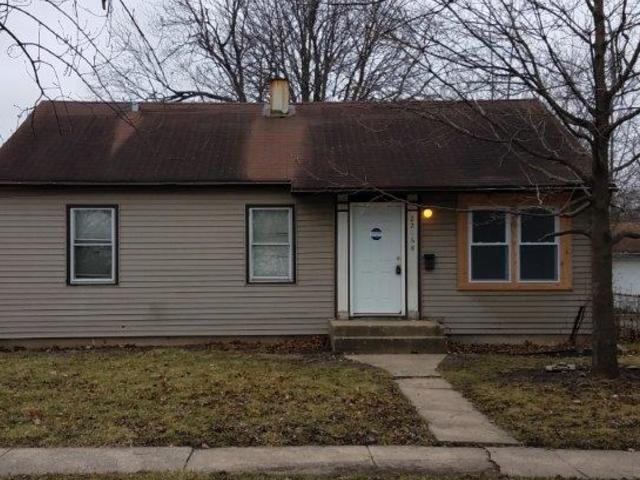 22168 Yates Ave., Sauk Village, IL 60411