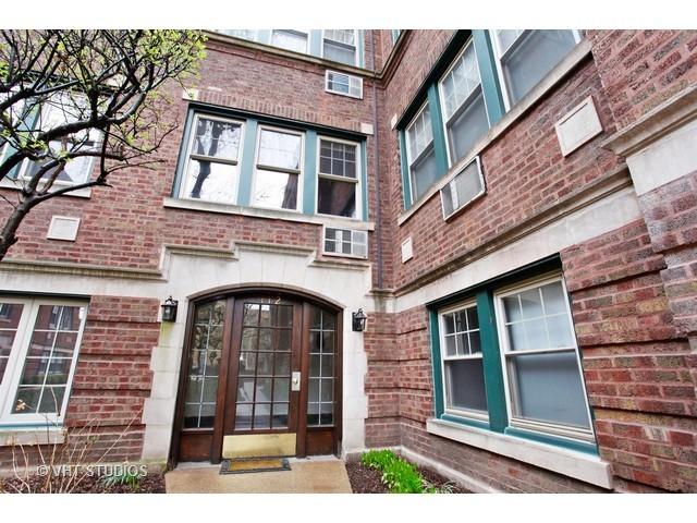 112 Lincoln Ave. #2B, Riverside, IL 60546