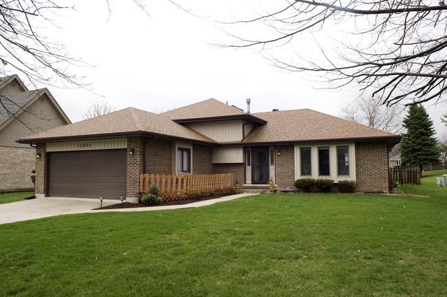 15425 Westview Dr., Oak Forest, IL 60452