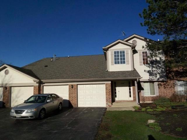 1744 Chesapeake Ln. #1, Schaumburg, IL 60193