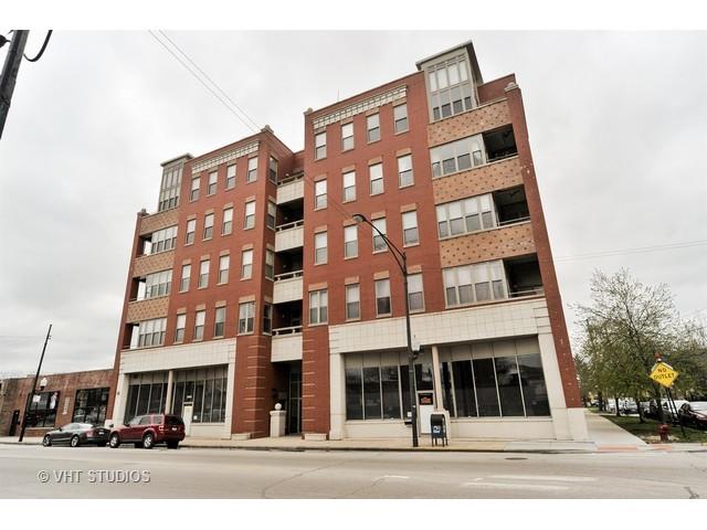 2700 W Belmont Ave. #207, Chicago, IL 60618
