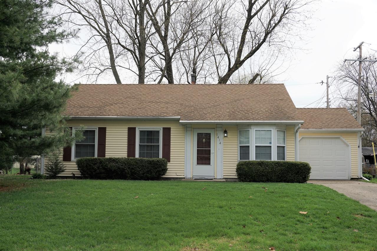1414 Scottsdale Dr., Champaign, IL 61821
