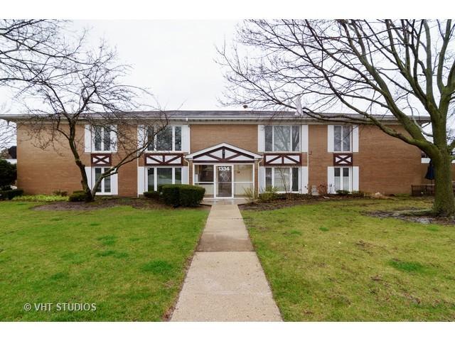 1334 S New Wilke Rd. #1C, Arlington Heights, IL 60005