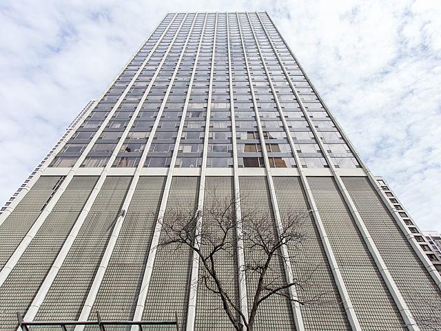 2 E Oak St. #3210, Chicago, IL 60611