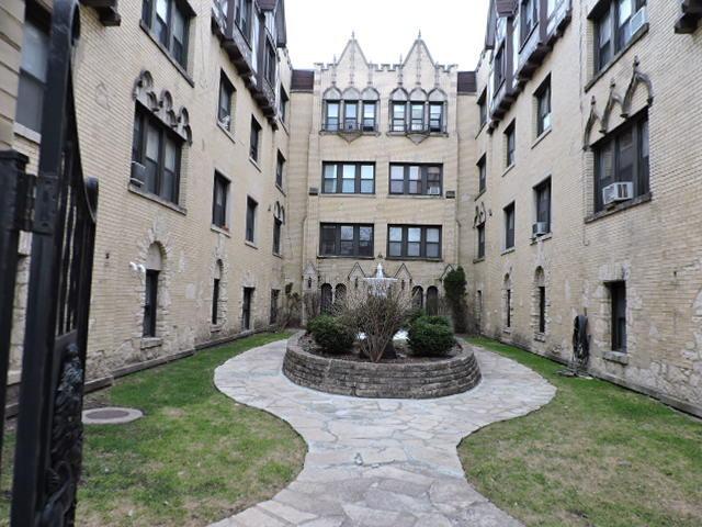 5649 N Spaulding Ave. #1, Chicago, IL 60659