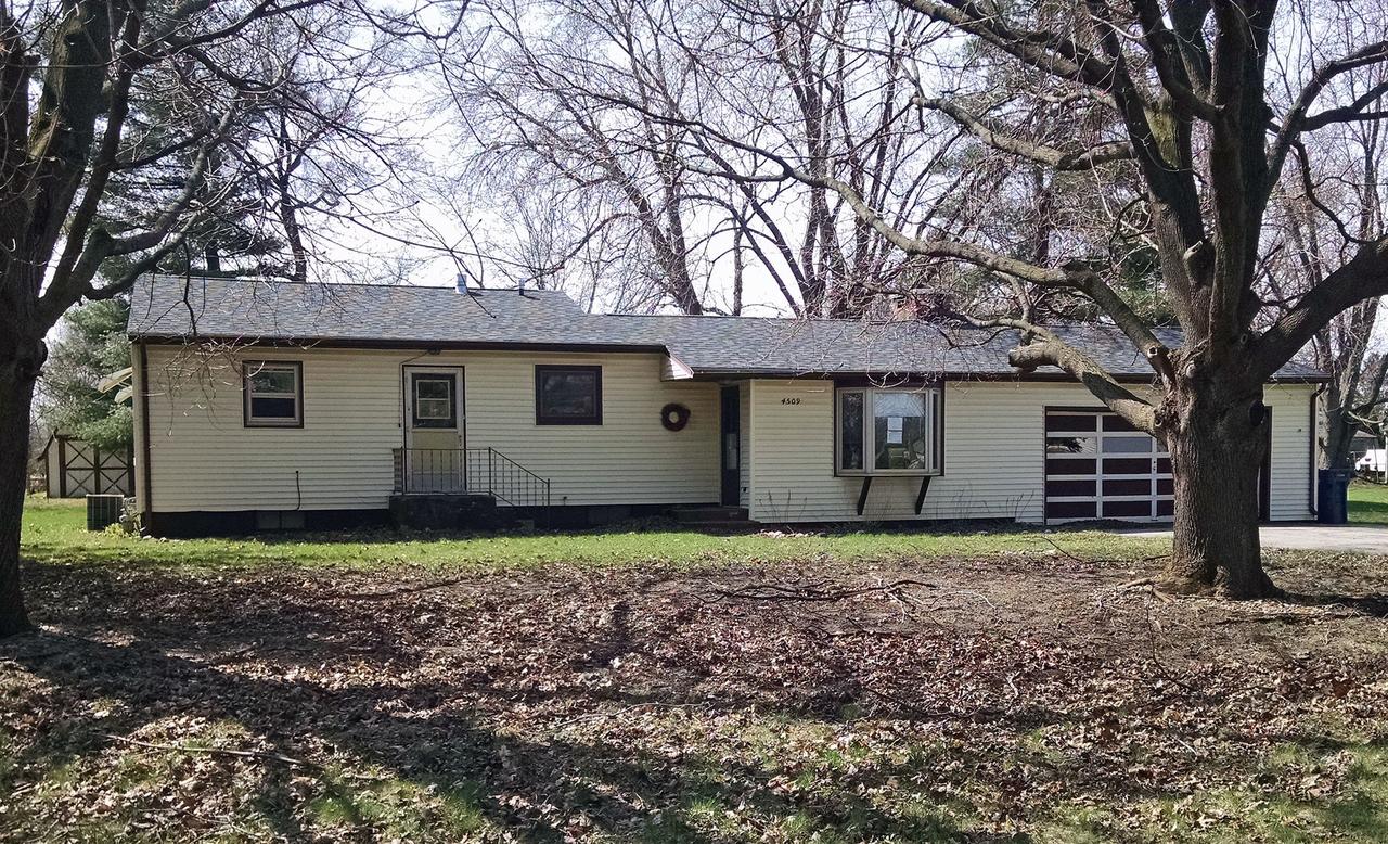 4509 Mathew Ave., Roscoe, IL 61073