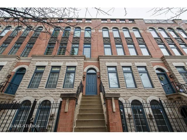 359 W Superior St. #B, Chicago, IL 60654