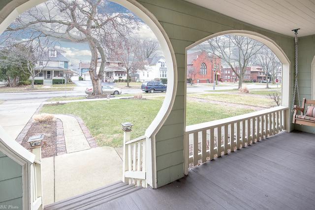 114 N Kensington Ave., La Grange, IL 60525