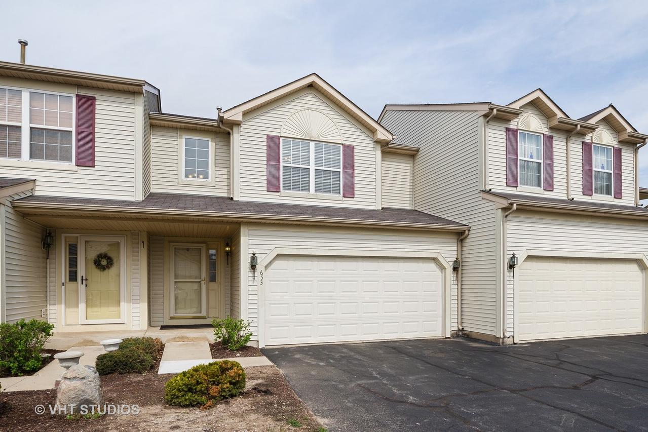 653 Kenwood Ct., Dekalb, IL 60115
