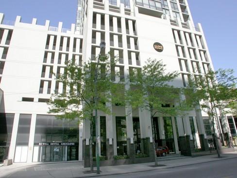 1122 N Clark St. #1501, Chicago, IL 60610