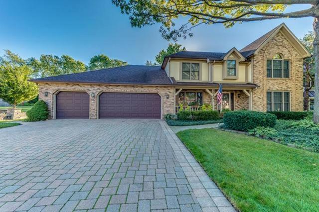 1114 Johnson Dr., Naperville, IL 60540