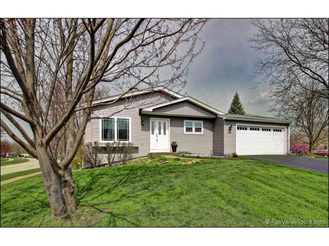 2665 Rolling Meadows Dr., Naperville, IL 60564