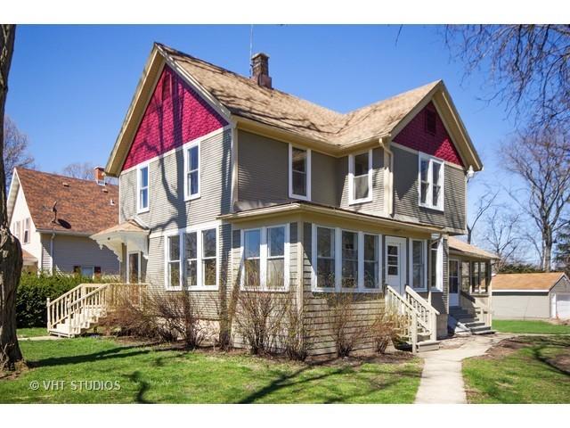 909 Campbell St., Joliet, IL 60435