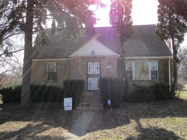 900 E 15th St., Ford Heights, IL 60411