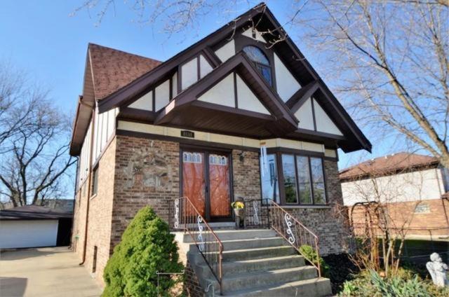 8149 W 83rd St., Justice, IL 60458