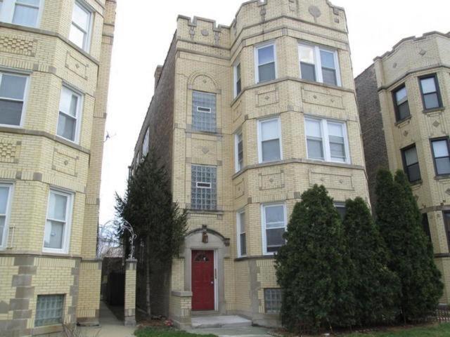 6037 N Mozart St., Chicago, IL 60659