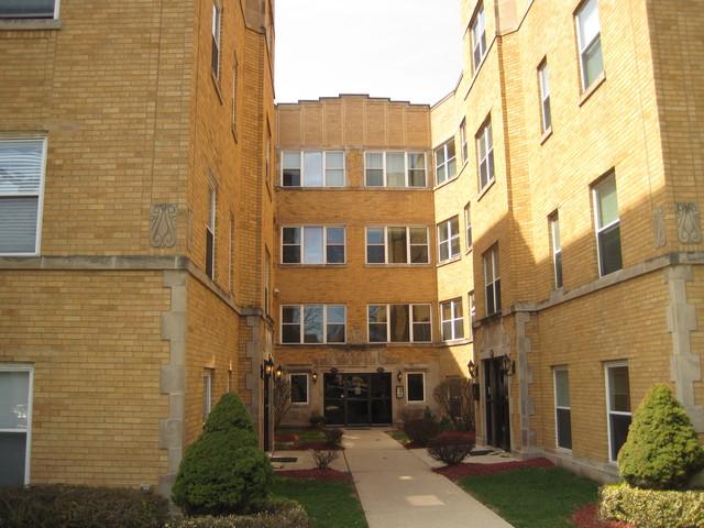 4950 N Kimball Ave. #3W, Chicago, IL 60625