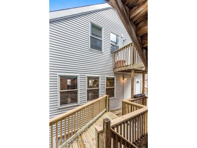 628 W Briar Pl. #CH, Chicago, IL 60657