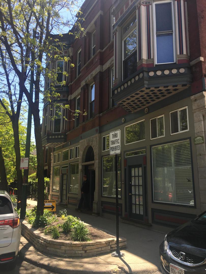 1914 N Sheffield Ave. #3R, Chicago, IL 60614