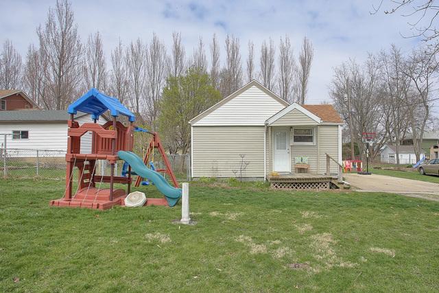 2 Daughtery Ct., Champaign, IL 61820