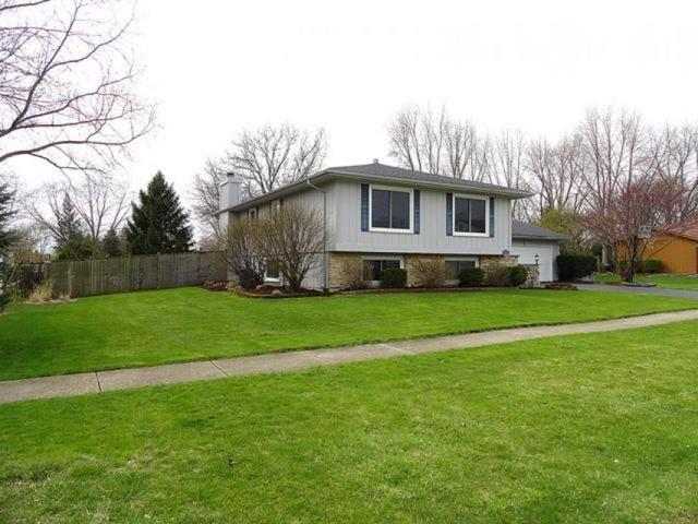 1714 Gray St., Geneva, IL 60134