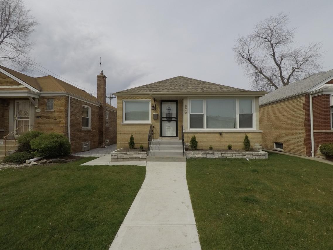 8640 S Jeffery Blvd., Chicago, IL 60617