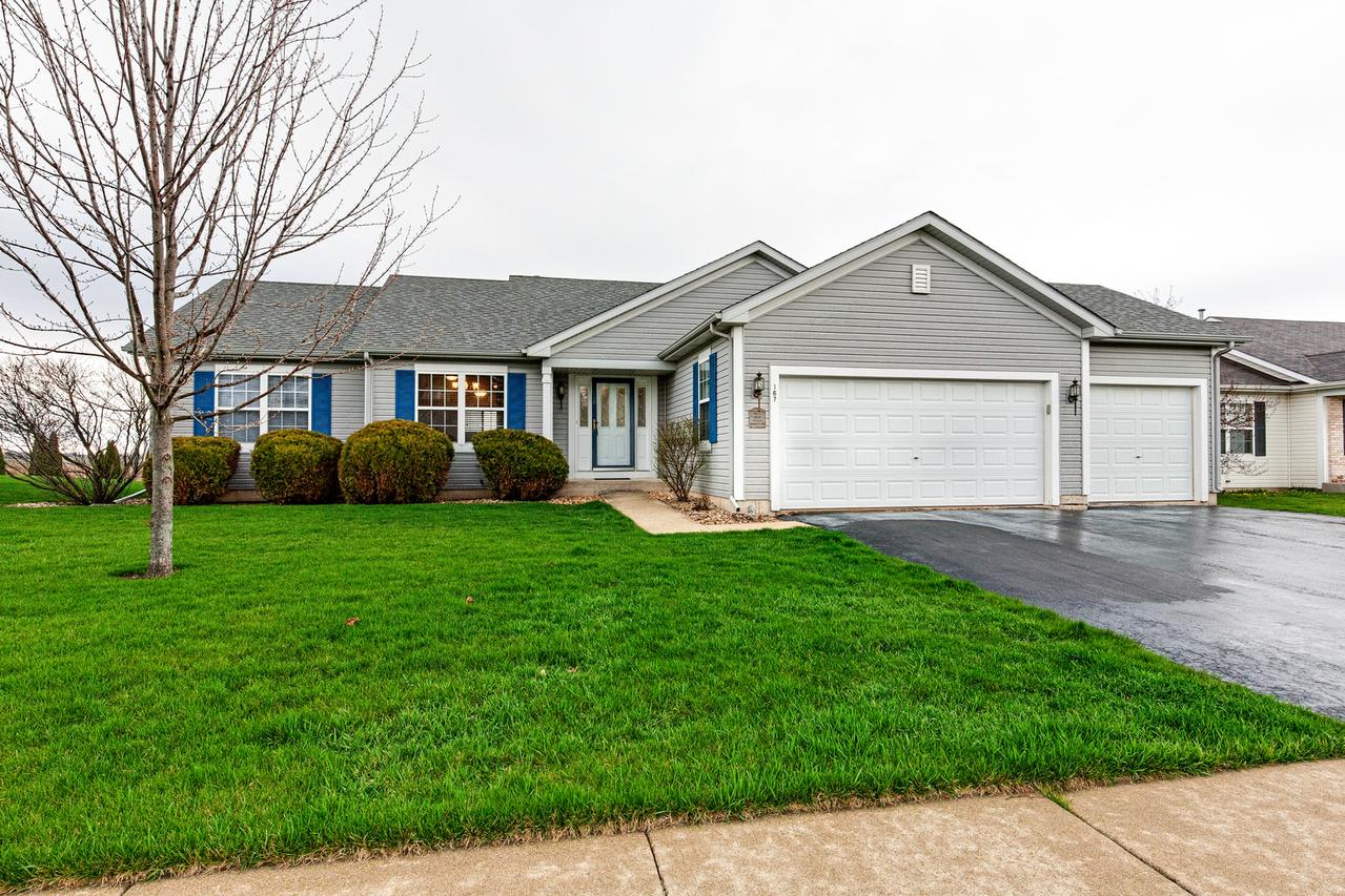 167 Heatherfield Ln., Dekalb, IL 60115