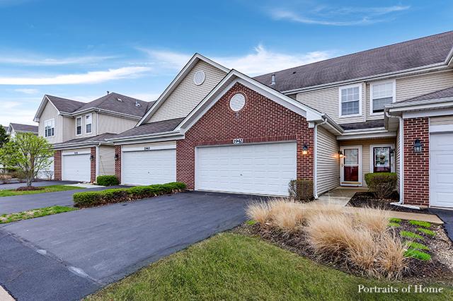 1942 Golden Gate Ln., Naperville, IL 60563