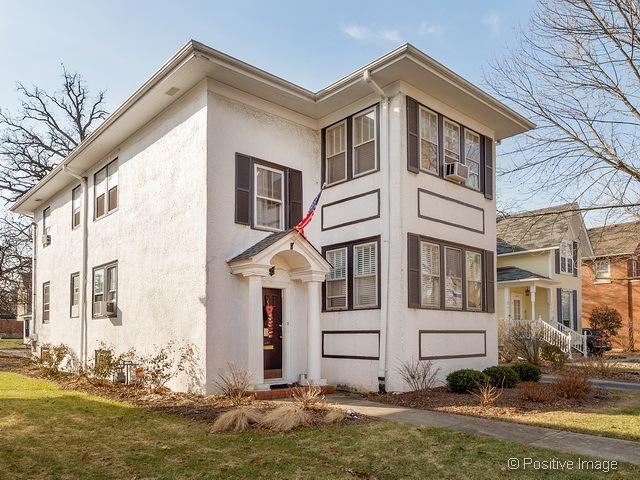1131 Curtiss St., Downers Grove, IL 60515