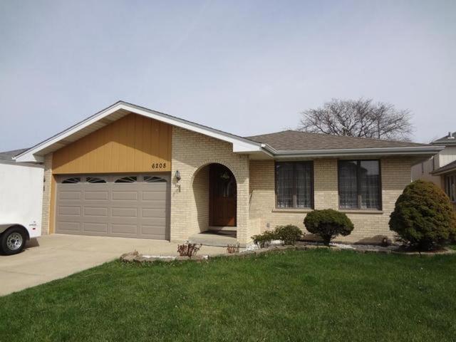 6208 W 93rd Pl., Oak Lawn, IL 60453