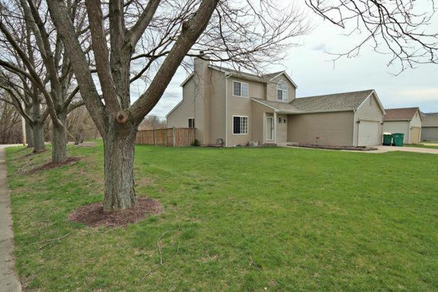 902 Donnelly Pl., Mchenry, IL 60050