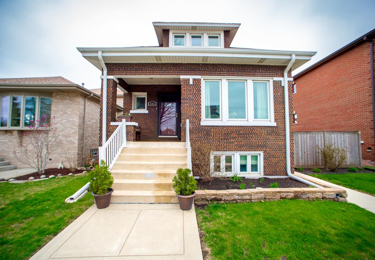 5353 S Merrimac Ave., Chicago, IL 60638