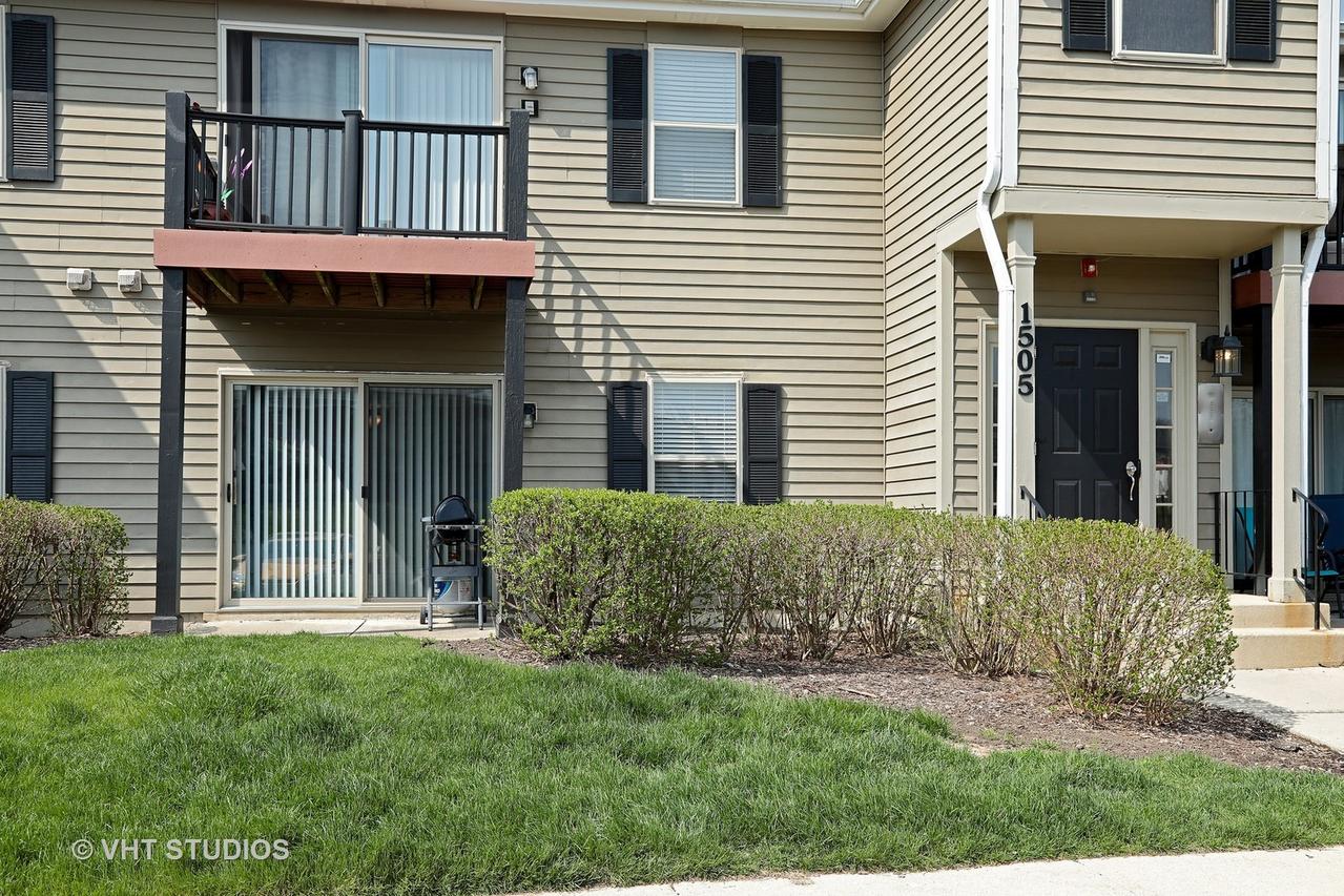 1505 Raymond Dr. #101, Naperville, IL 60563