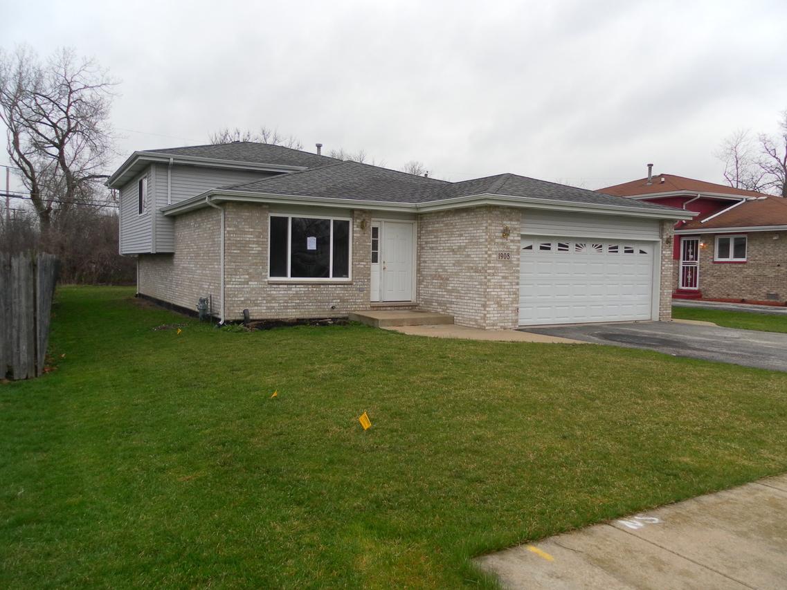 1908 W 142nd St., Dixmoor, IL 60426