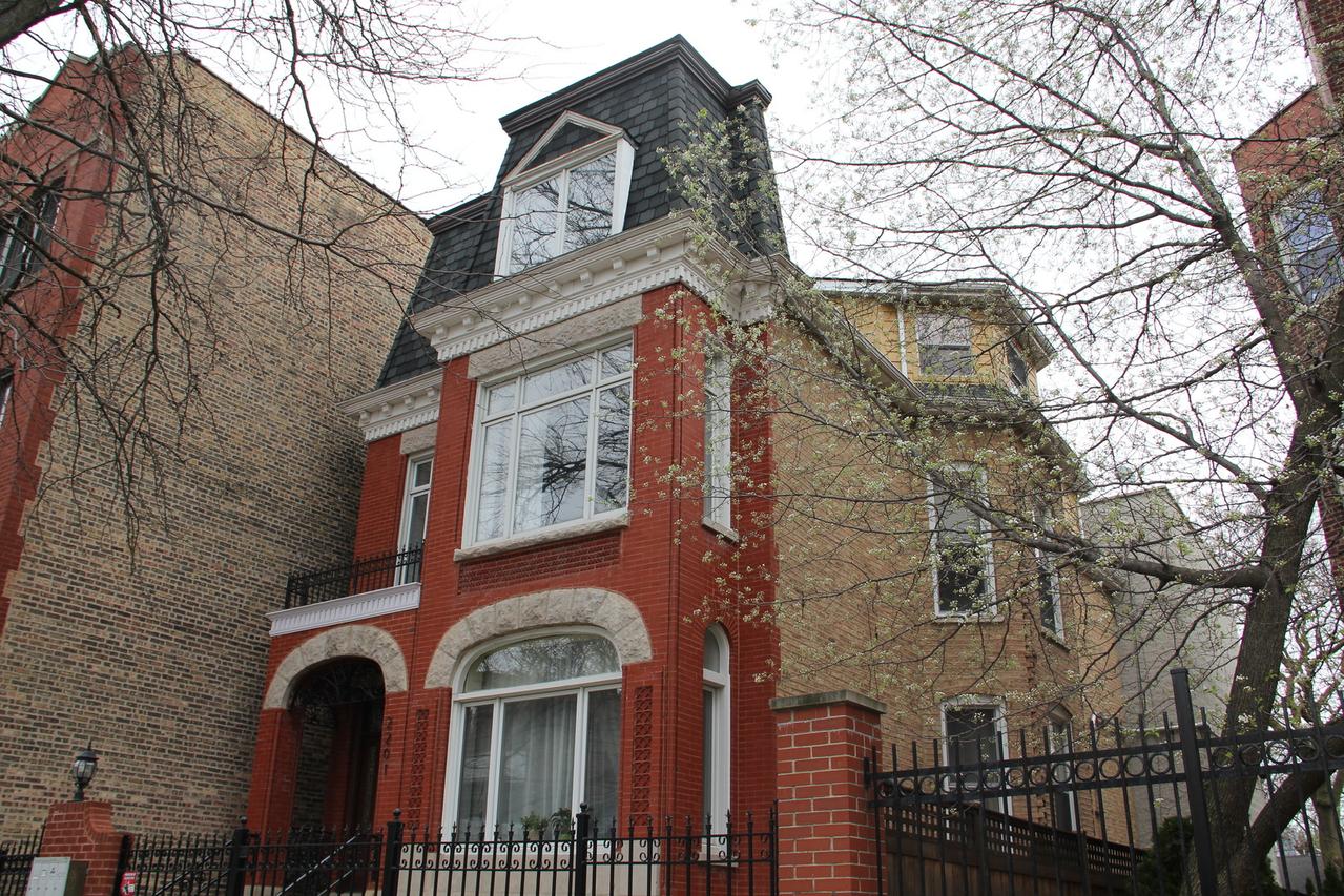 2201 N Rockwell St. #3, Chicago, IL 60647