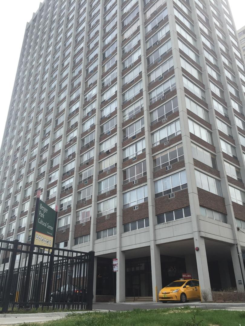 6171 N Sheridan Rd. #2601, Chicago, IL 60660