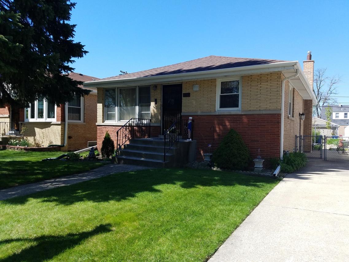 3308 Ernst St., Franklin Park, IL 60131