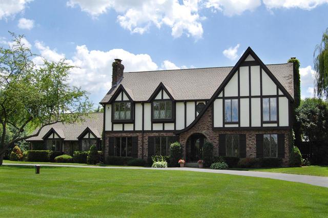 65 Covered Bridge Rd., South Barrington, IL 60010