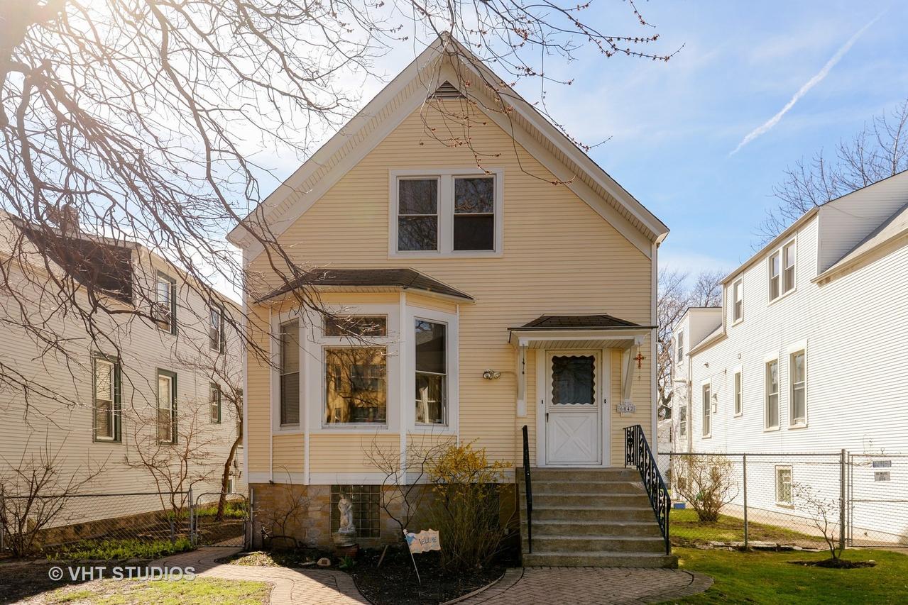 6042 N Paulina St., Chicago, IL 60660