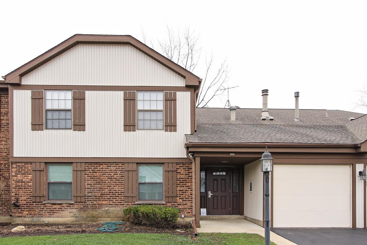 1233 Ironwood Ct. #C1, Schaumburg, IL 60193