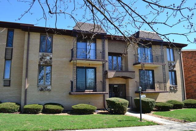 11281 S Roberts Rd. #J, Palos Hills, IL 60465