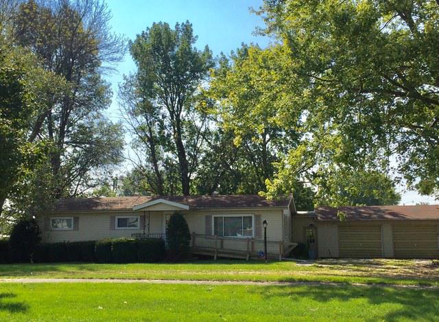203 E South, Thawville, IL 60968