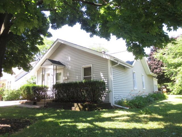 1828 Webster Ln., Des Plaines, IL 60018